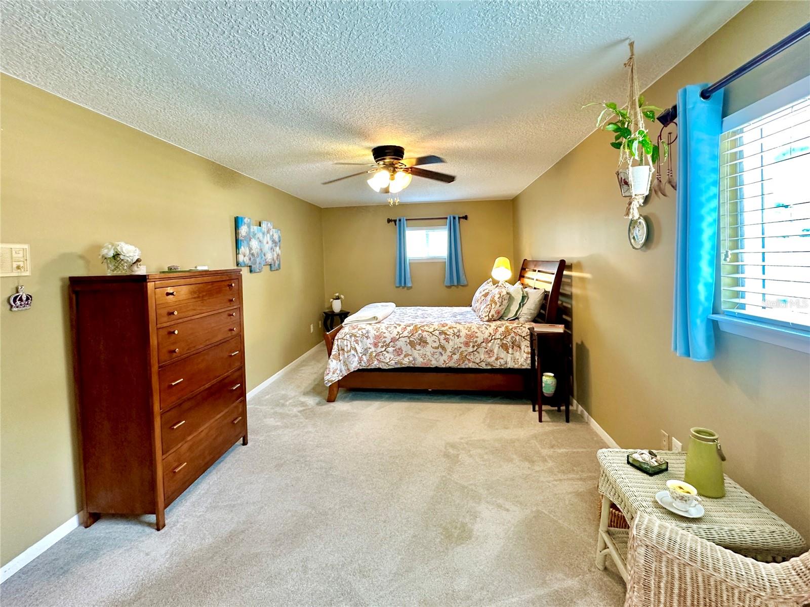 Image 38 of 66 For 460 Deerwood Avenue