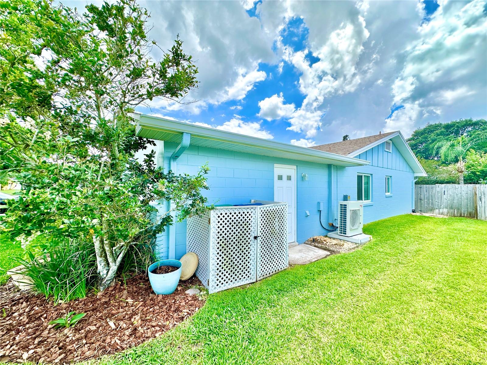 Image 5 of 66 For 460 Deerwood Avenue