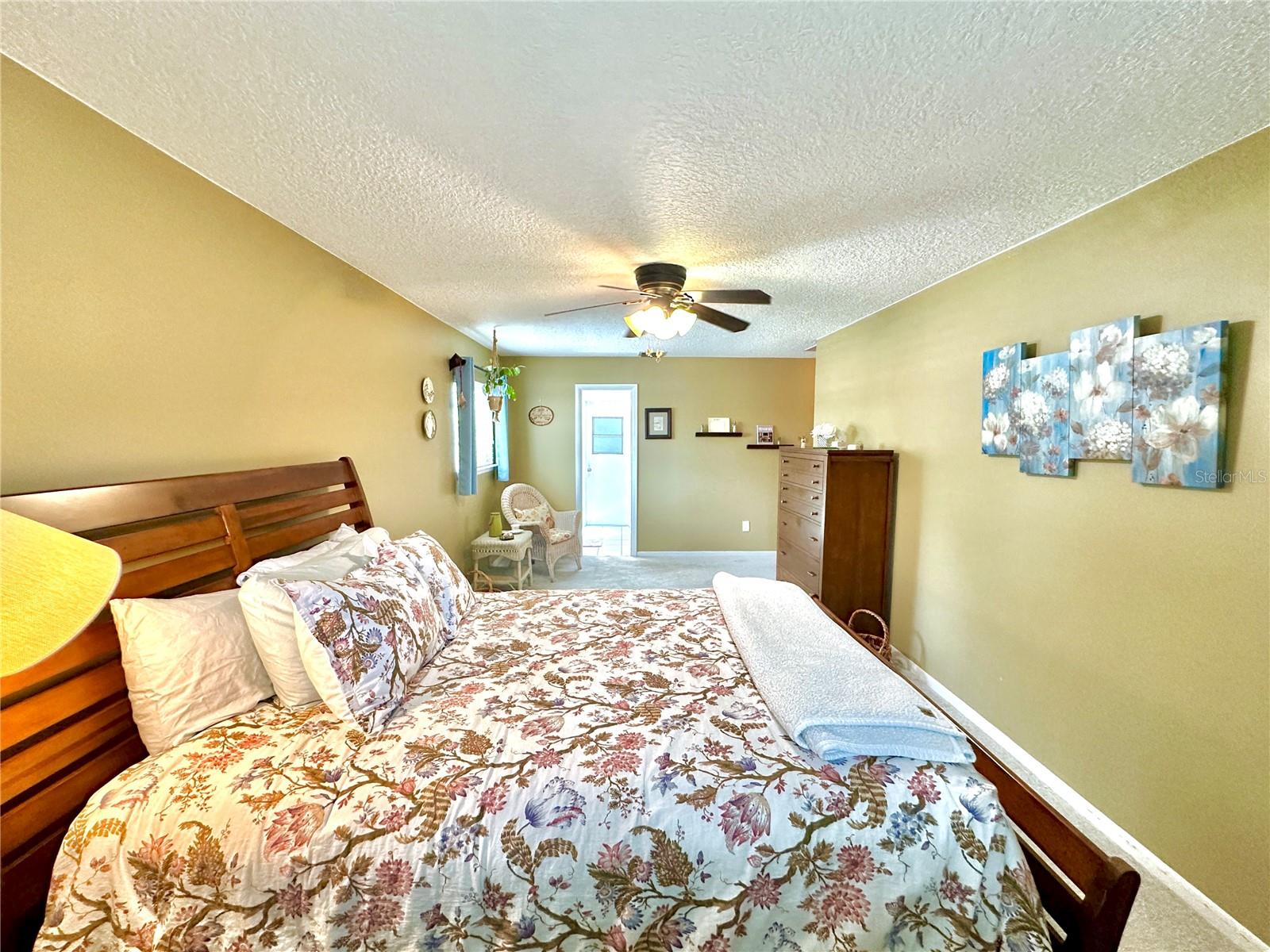Image 53 of 66 For 460 Deerwood Avenue