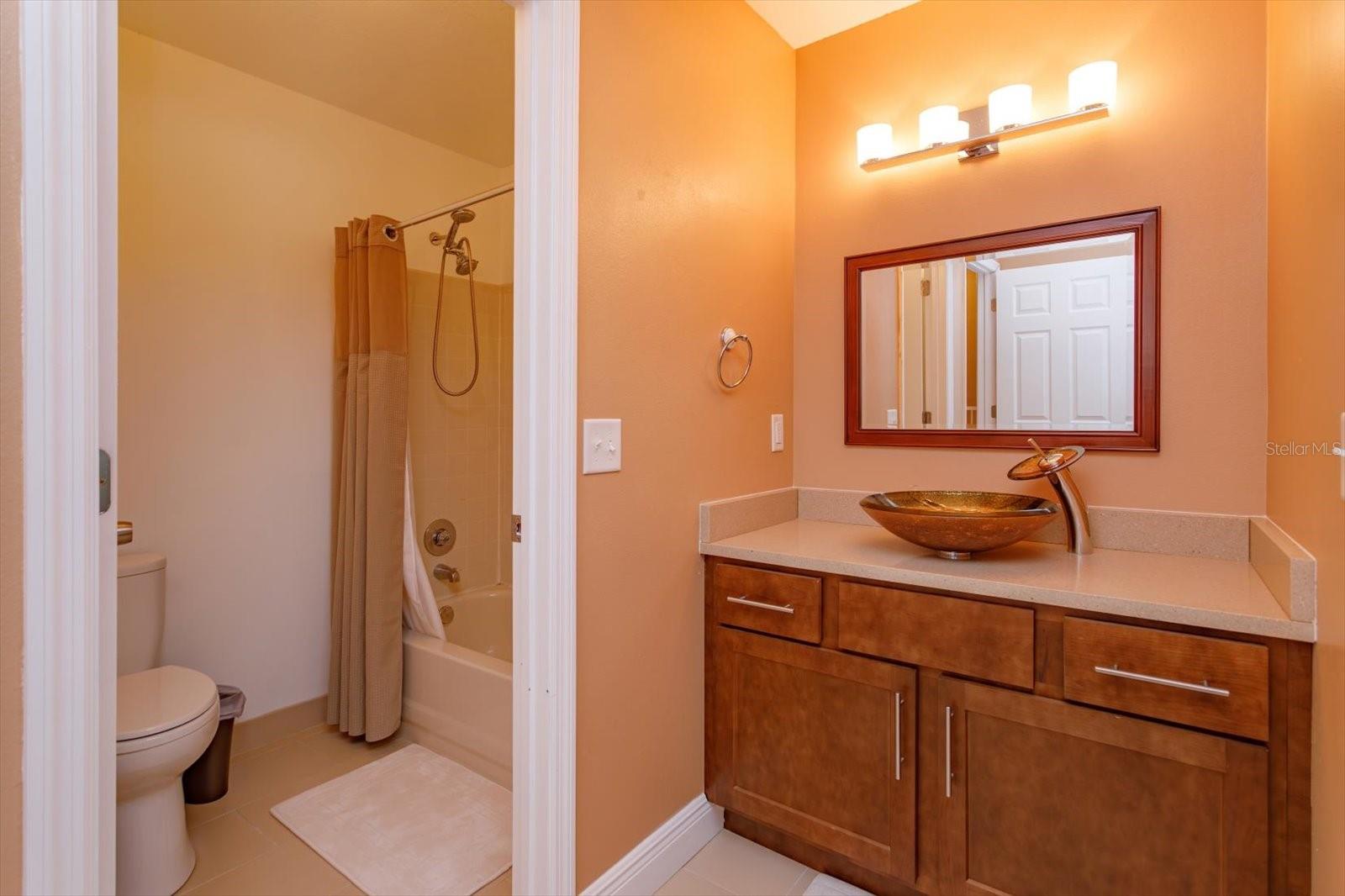 Image 18 of 28 For 2900 Wareham Court