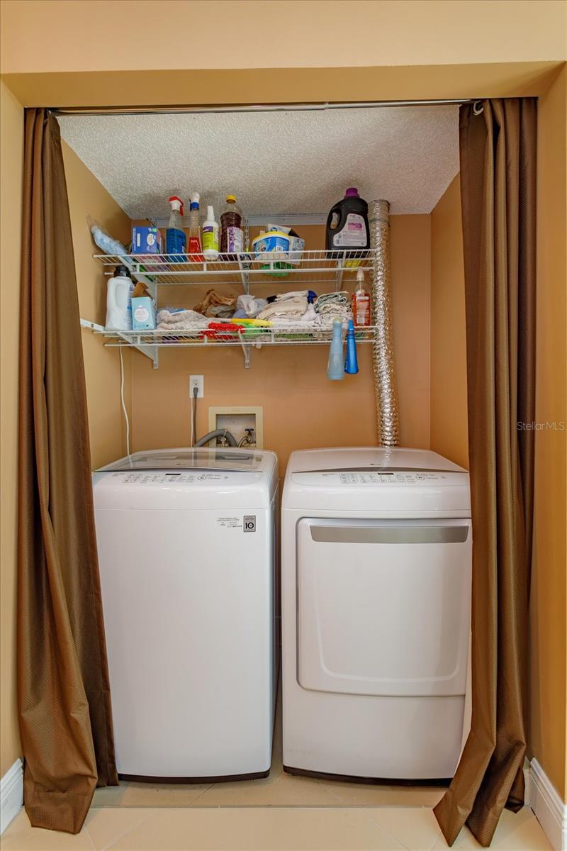Image 19 of 28 For 2900 Wareham Court