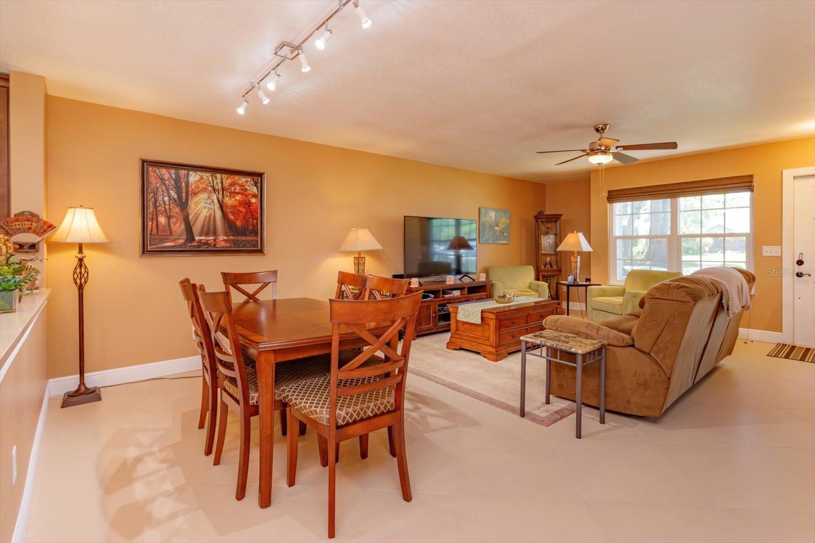 Image 8 of 28 For 2900 Wareham Court