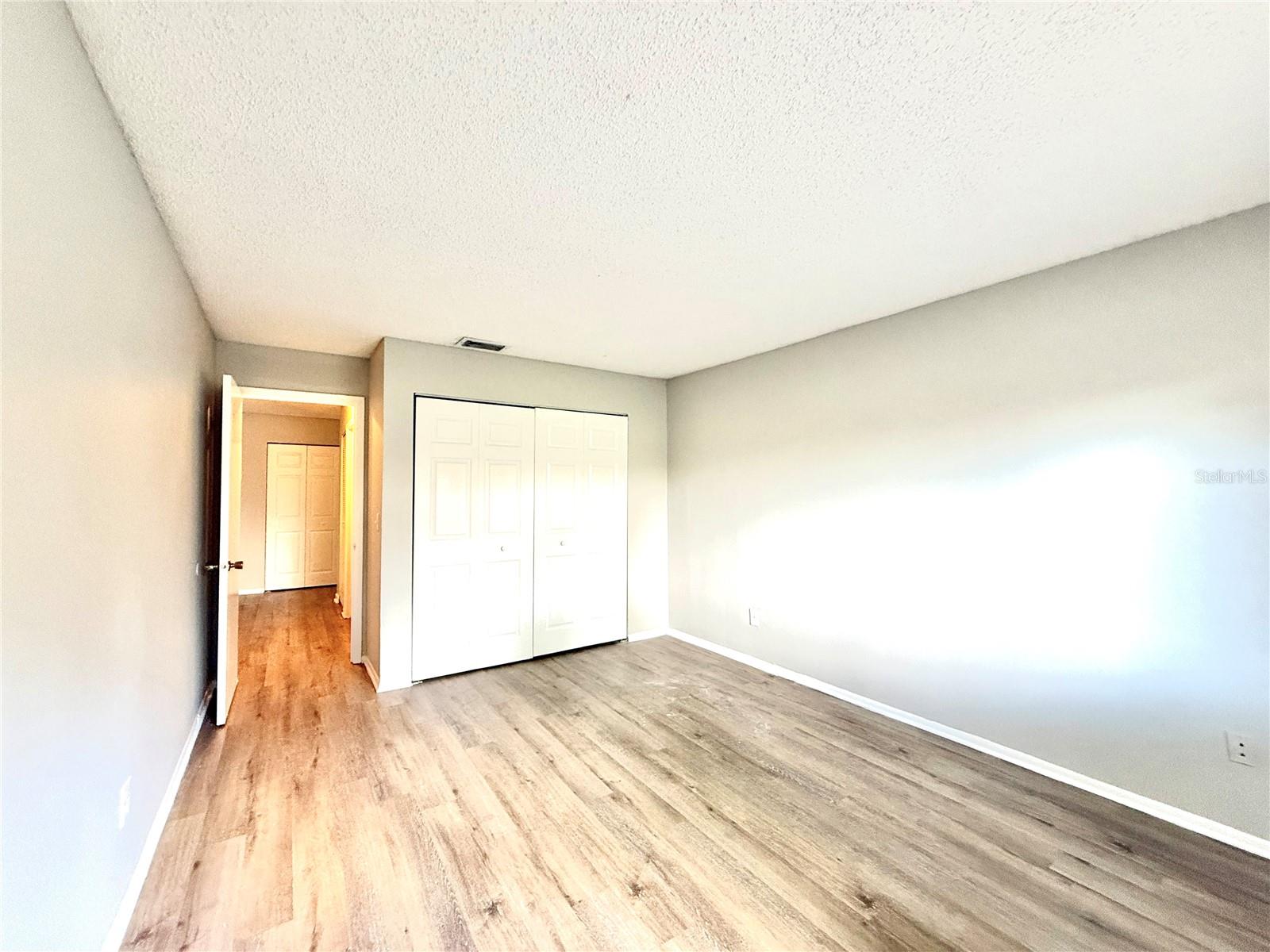 Image 8 of 9 For 644 Kenwick Circle 104