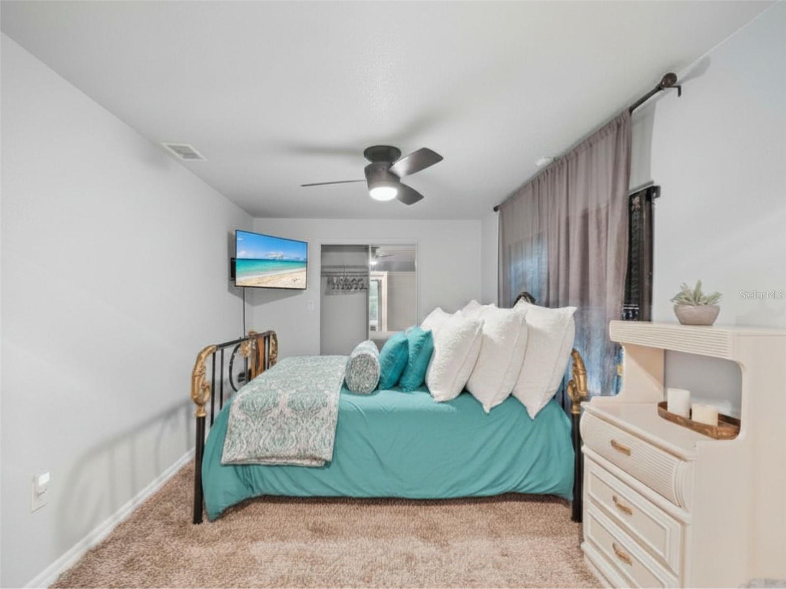 Image 11 of 15 For 2016 Atlantic Avenue