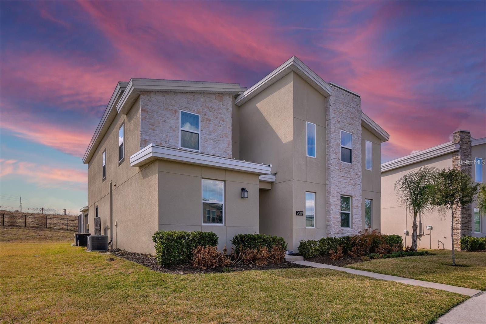 Image 4 of 62 For 9084 Sommerset Hills Drive