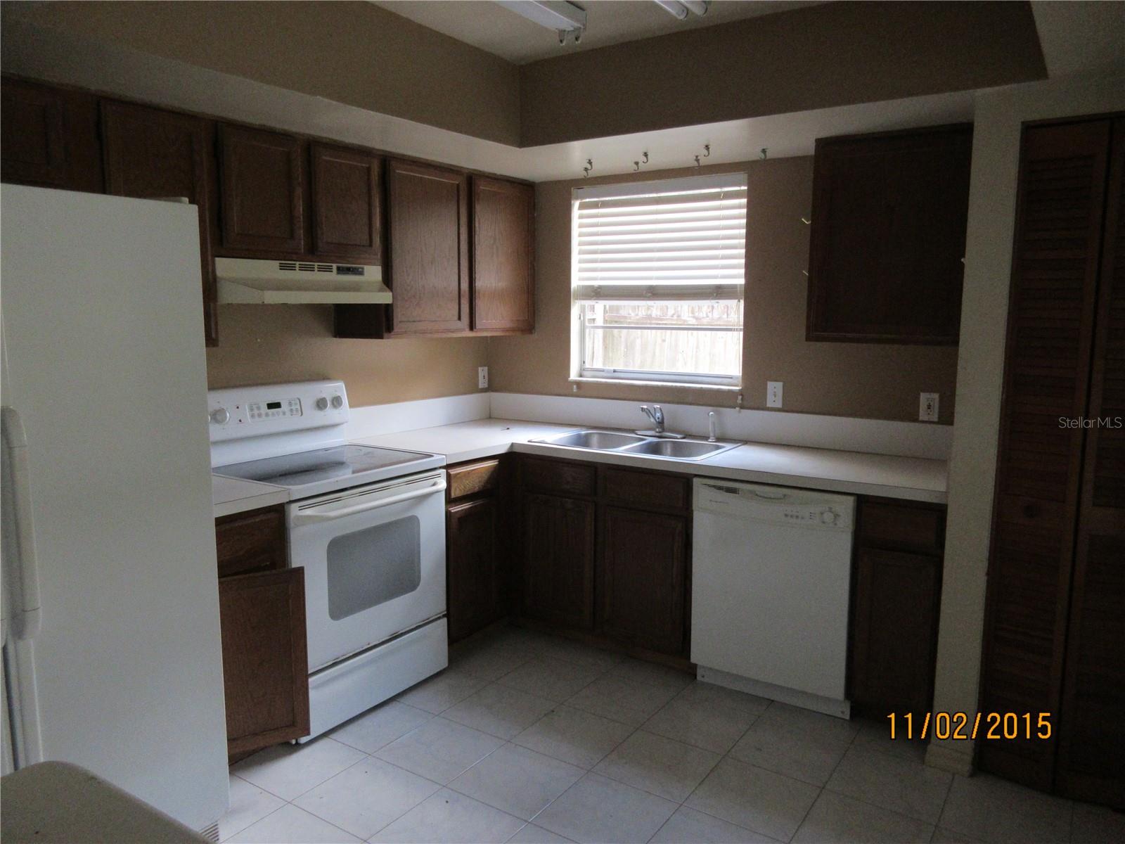 Image 4 of 7 For 1038 Mccully Court