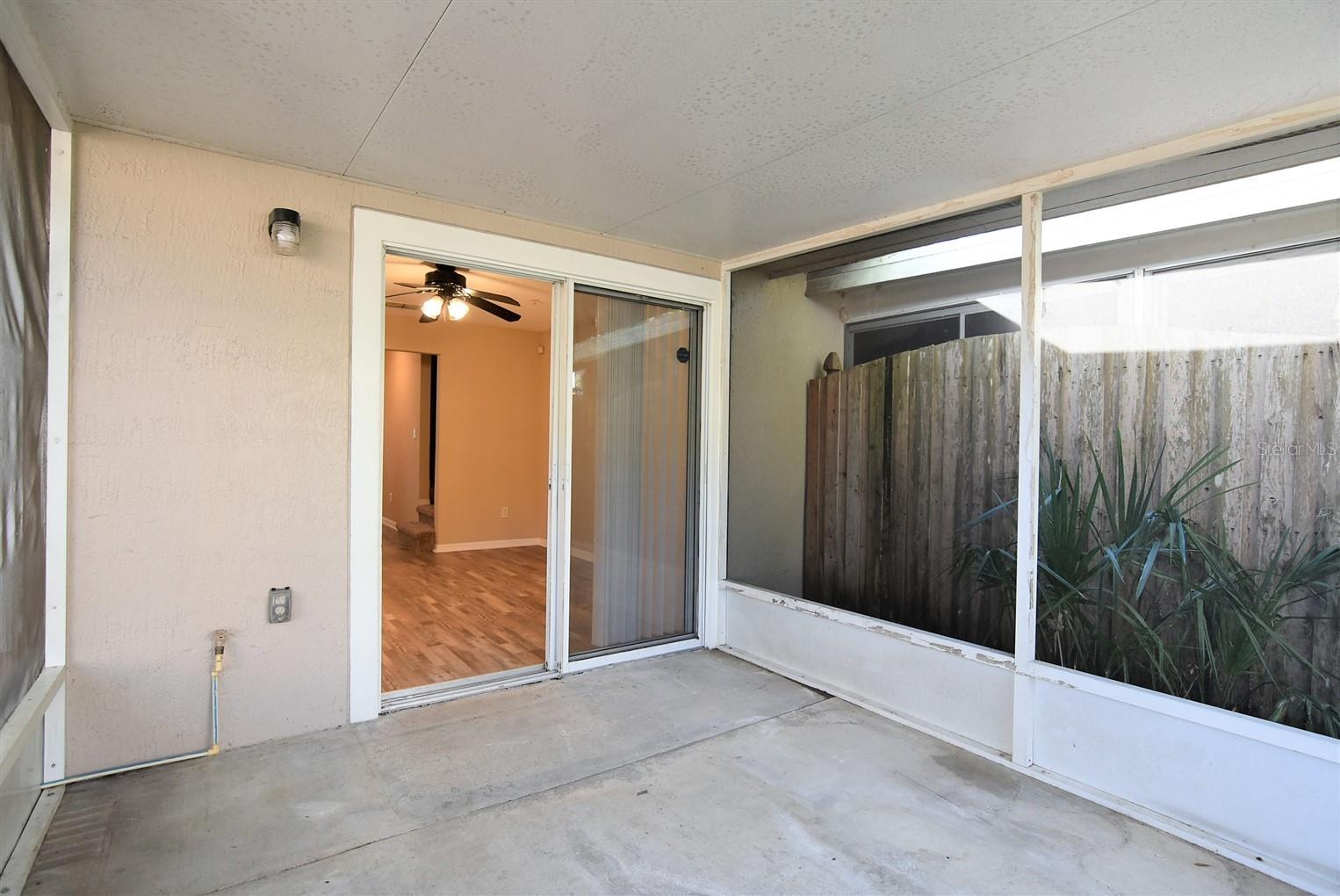 Image 23 of 25 For 1066 Dolphin Drive