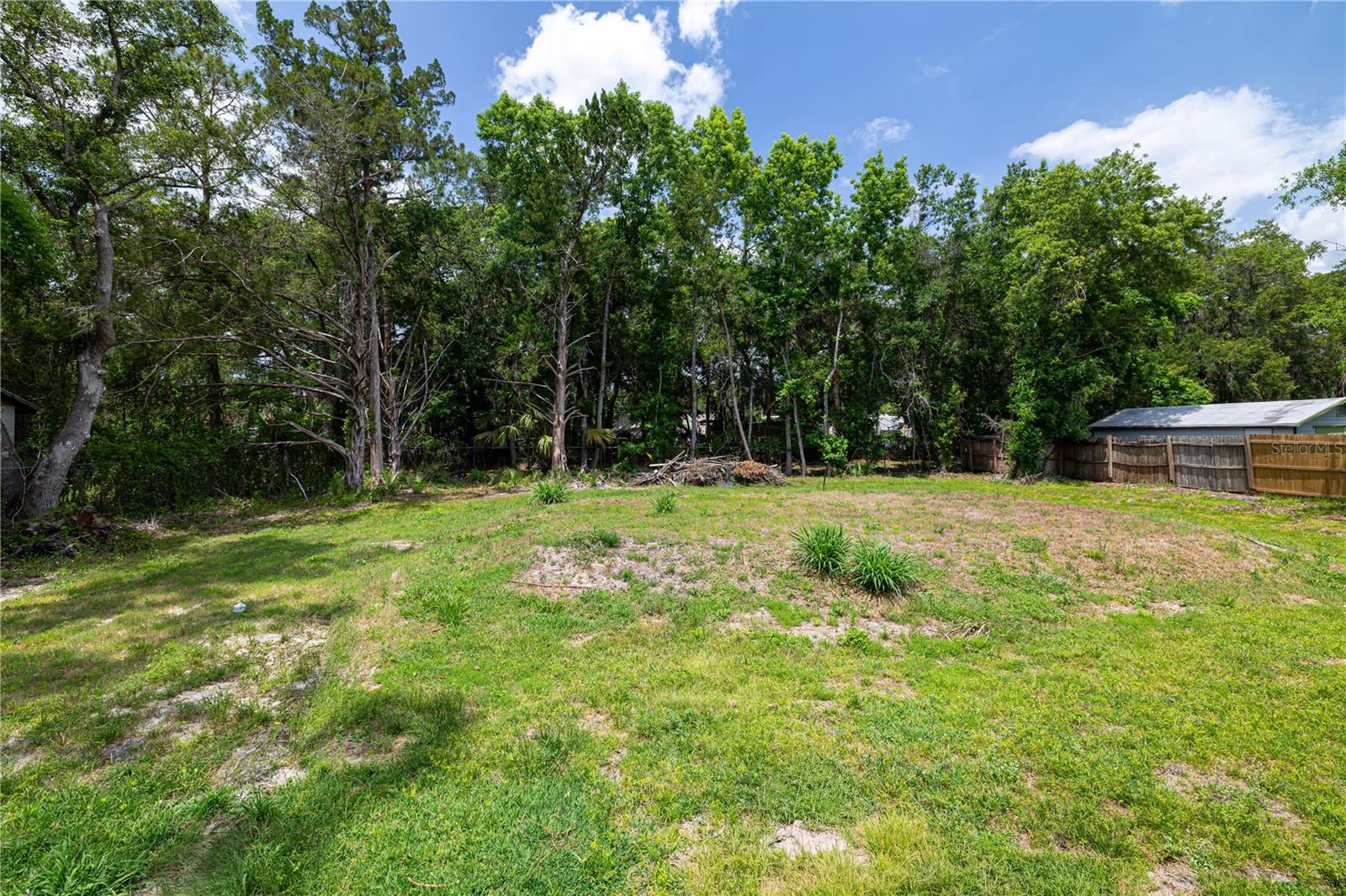Image 24 of 38 For 25031 Antler Street