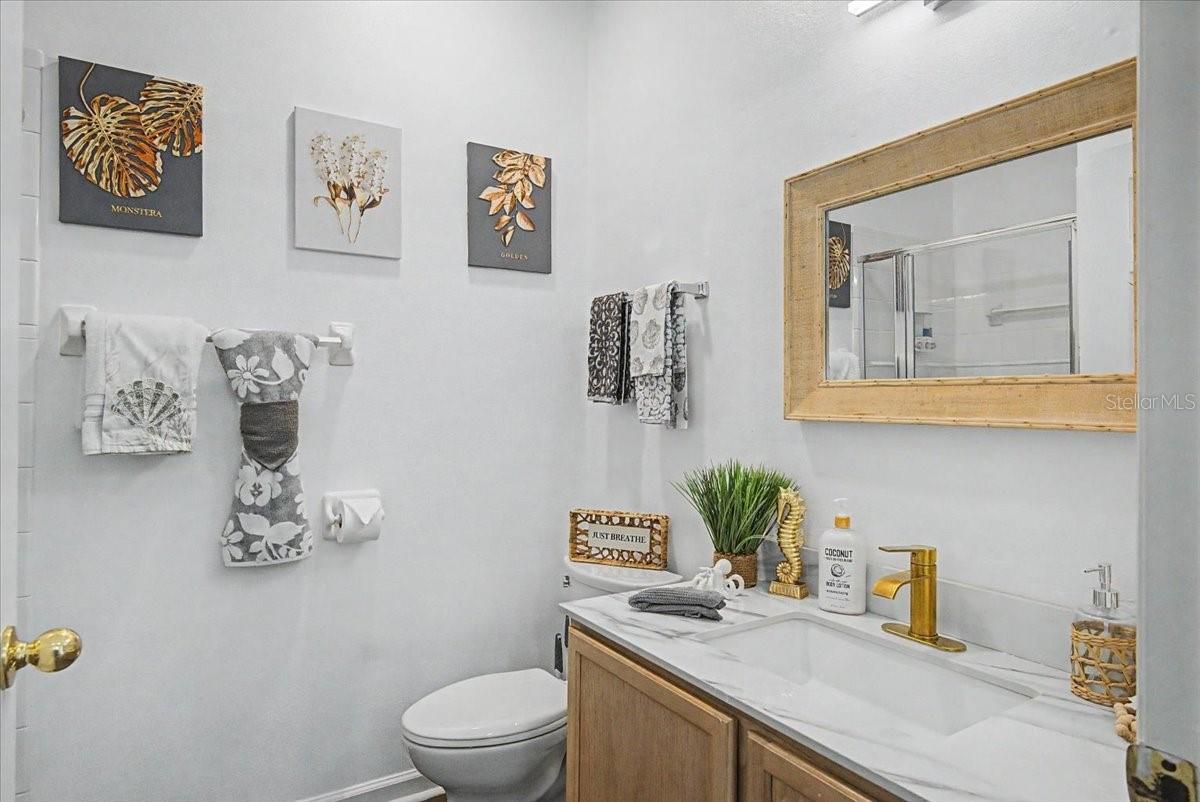 Image 15 of 37 For 5039 Heatherlake Terrace