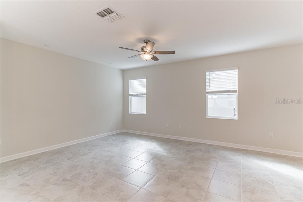 Image 6 of 14 For 11859 Charades Street