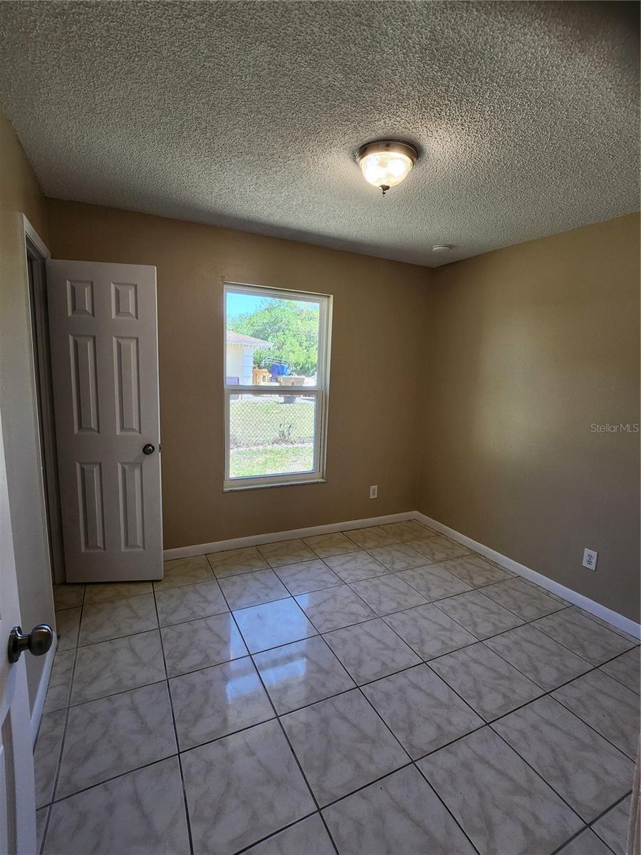 Image 15 of 29 For 2429 Centennial Boulevard