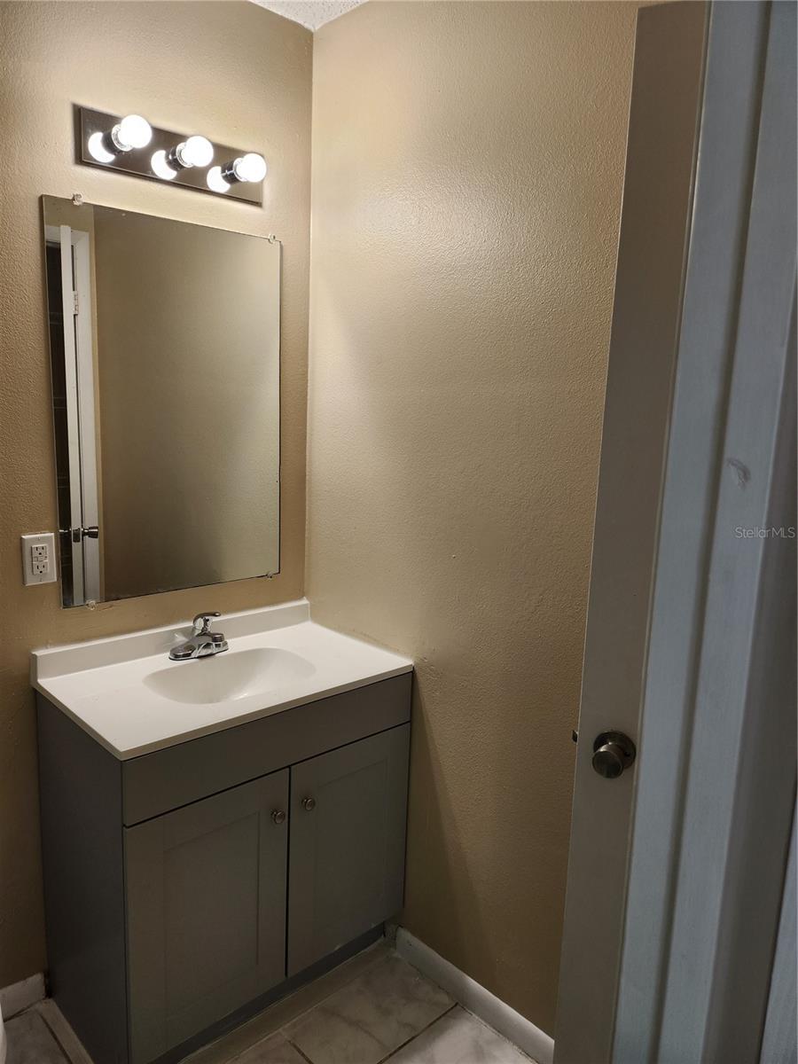 Image 9 of 29 For 2429 Centennial Boulevard