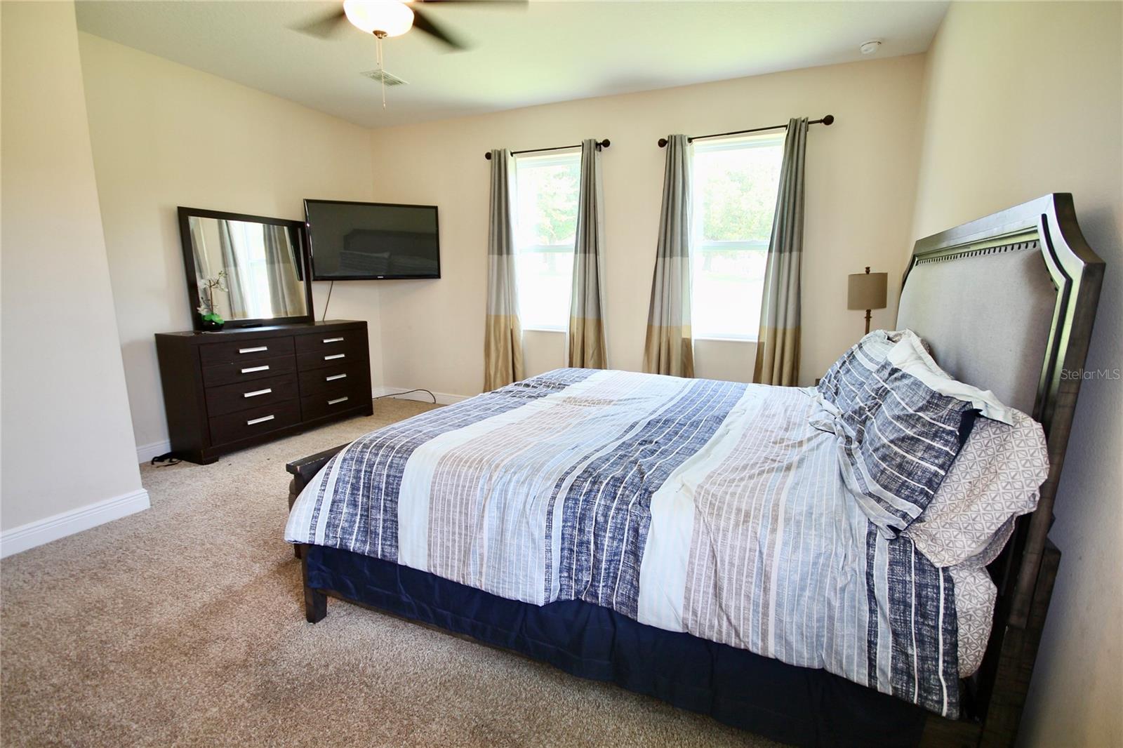Image 11 of 37 For 1073 Cavan Drive