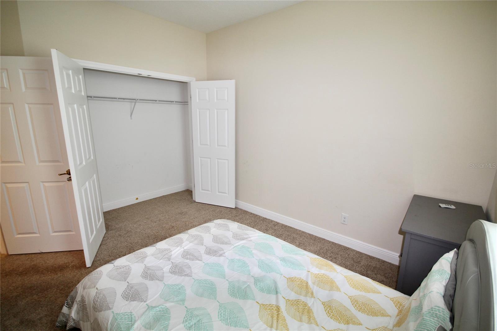 Image 20 of 37 For 1073 Cavan Drive