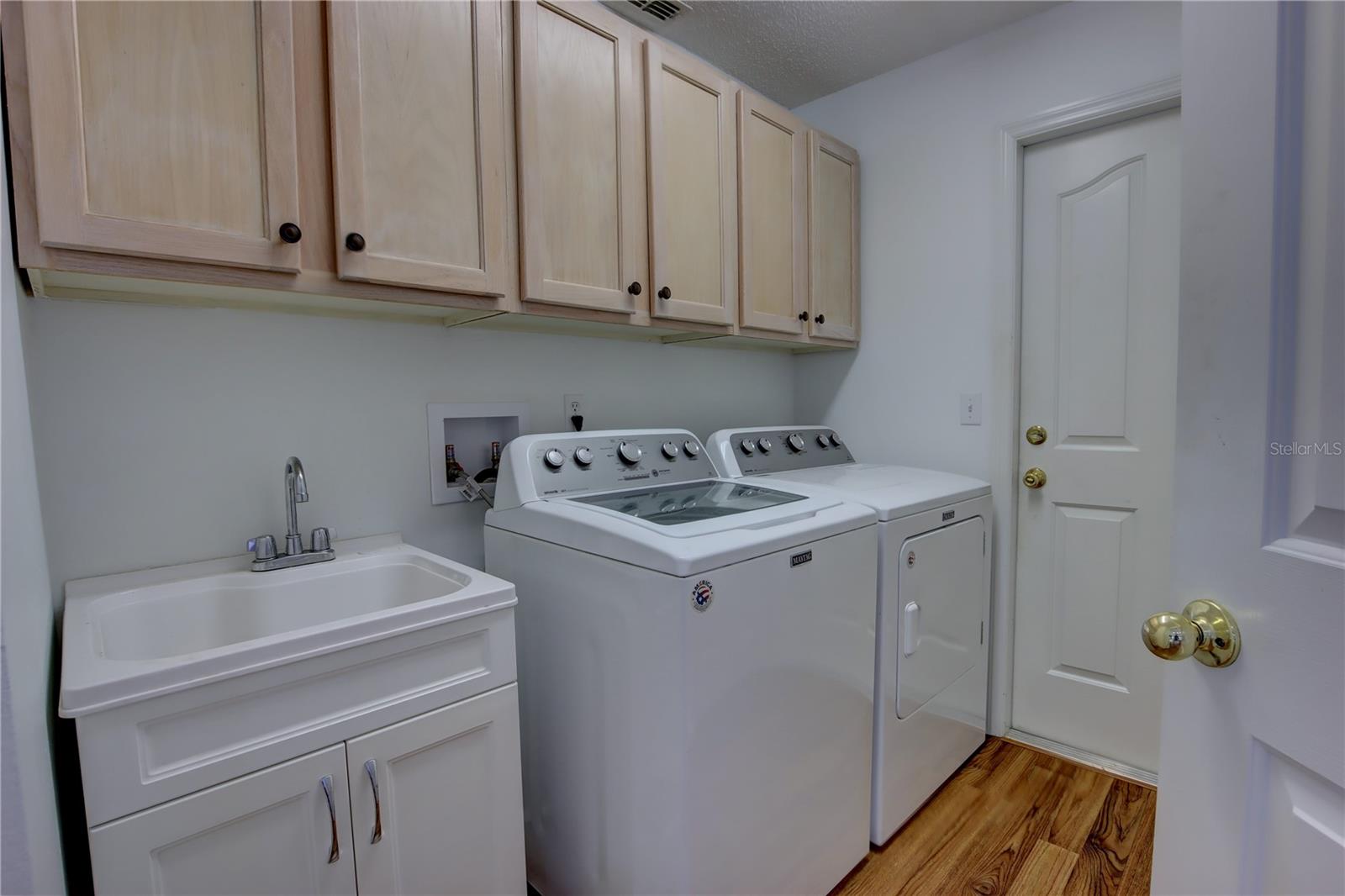 Image 32 of 46 For 7468 Aprelle Drive