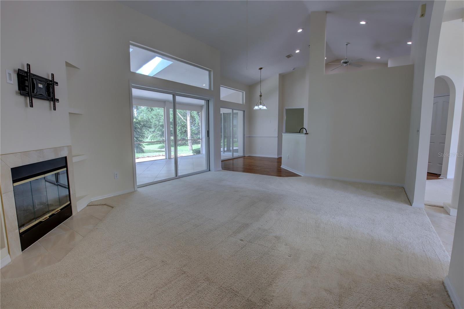Image 9 of 46 For 7468 Aprelle Drive