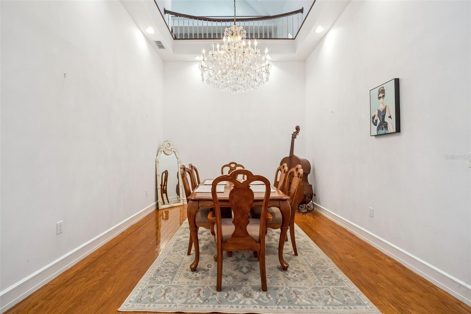 Image 13 of 68 For 21033 Violet Road