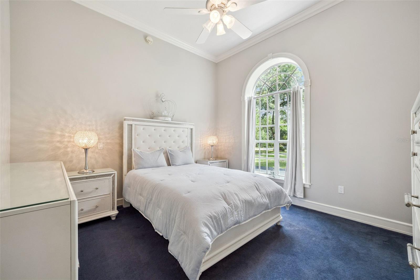 Image 21 of 68 For 21033 Violet Road