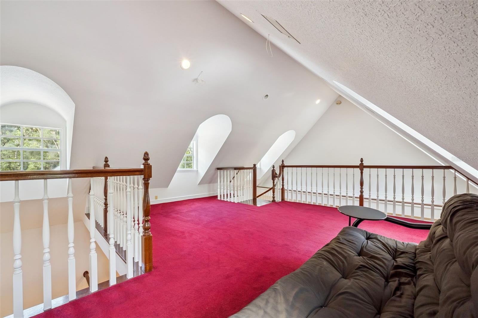 Image 33 of 68 For 21033 Violet Road