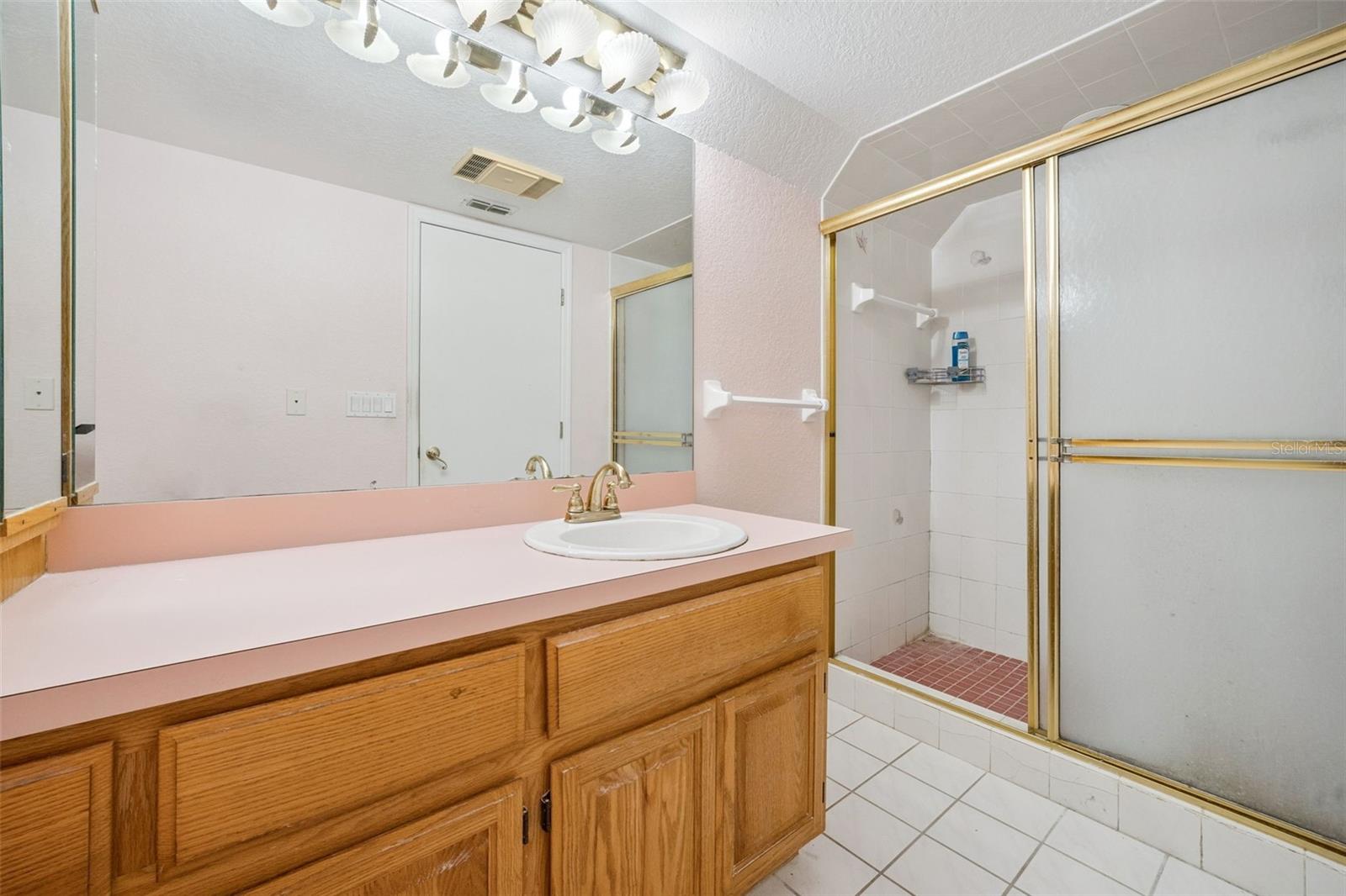 Image 55 of 68 For 21033 Violet Road