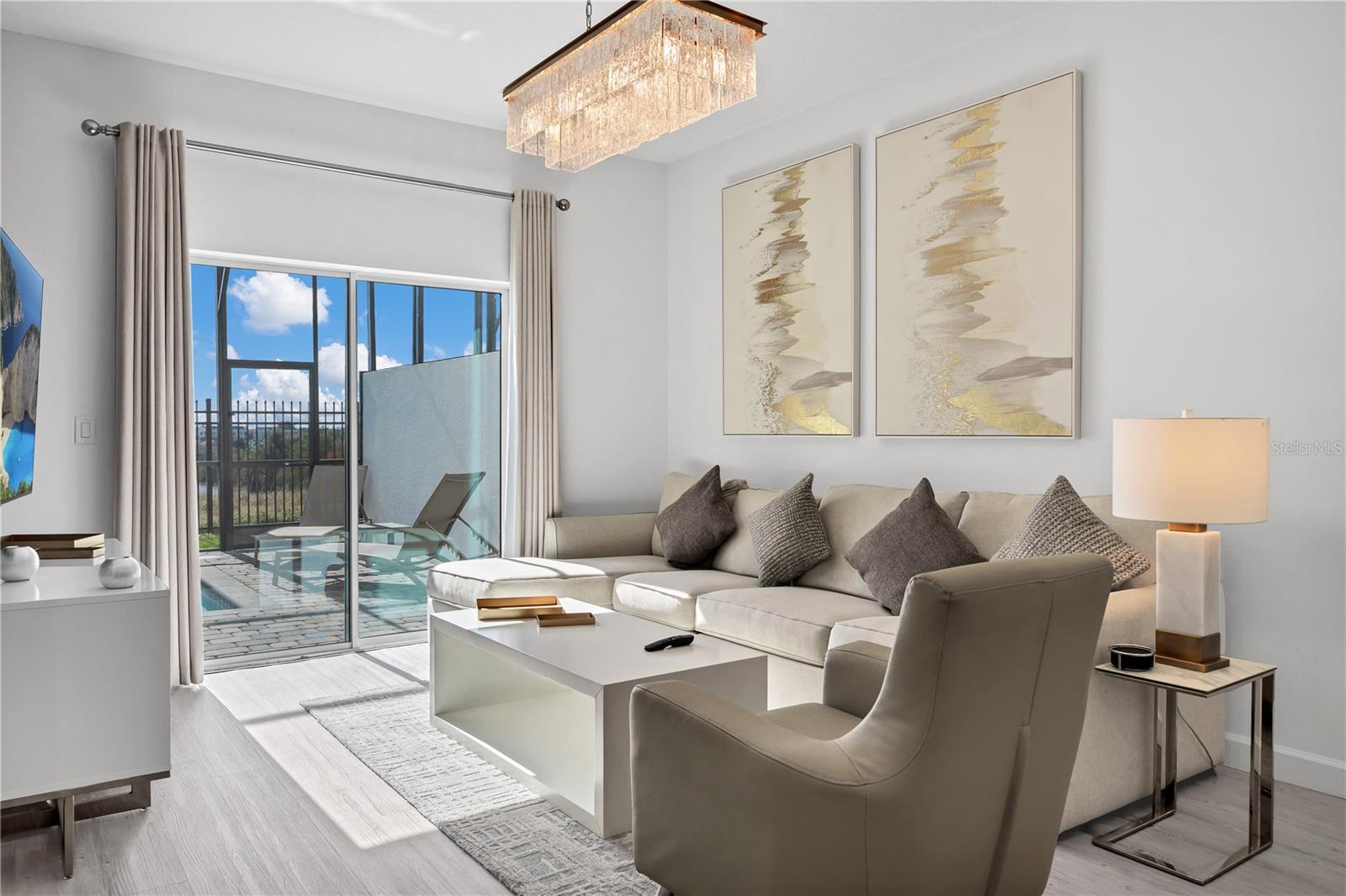 Image 3 of 11 For 412 Famagusta Drive