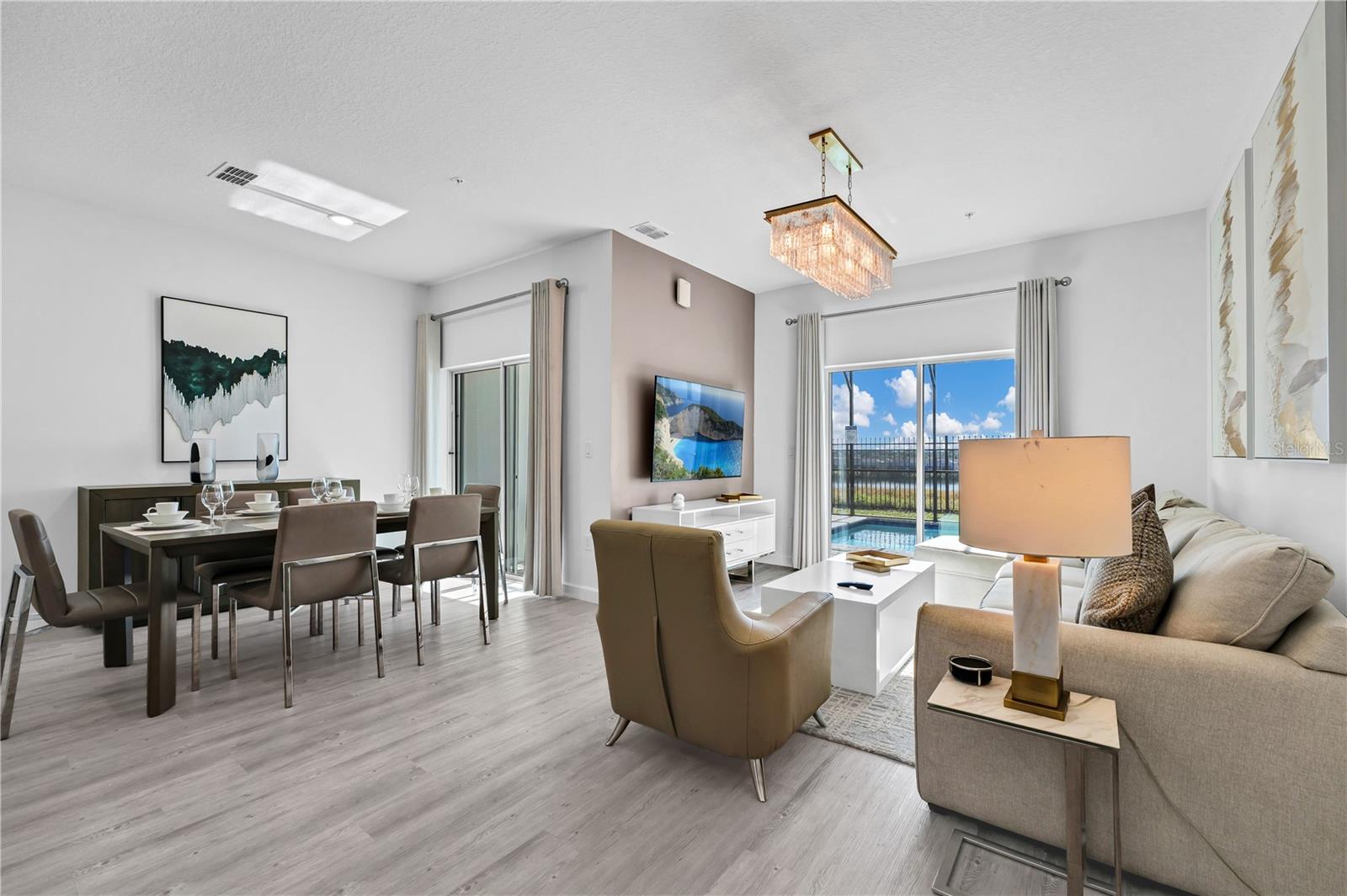 Image 4 of 11 For 412 Famagusta Drive