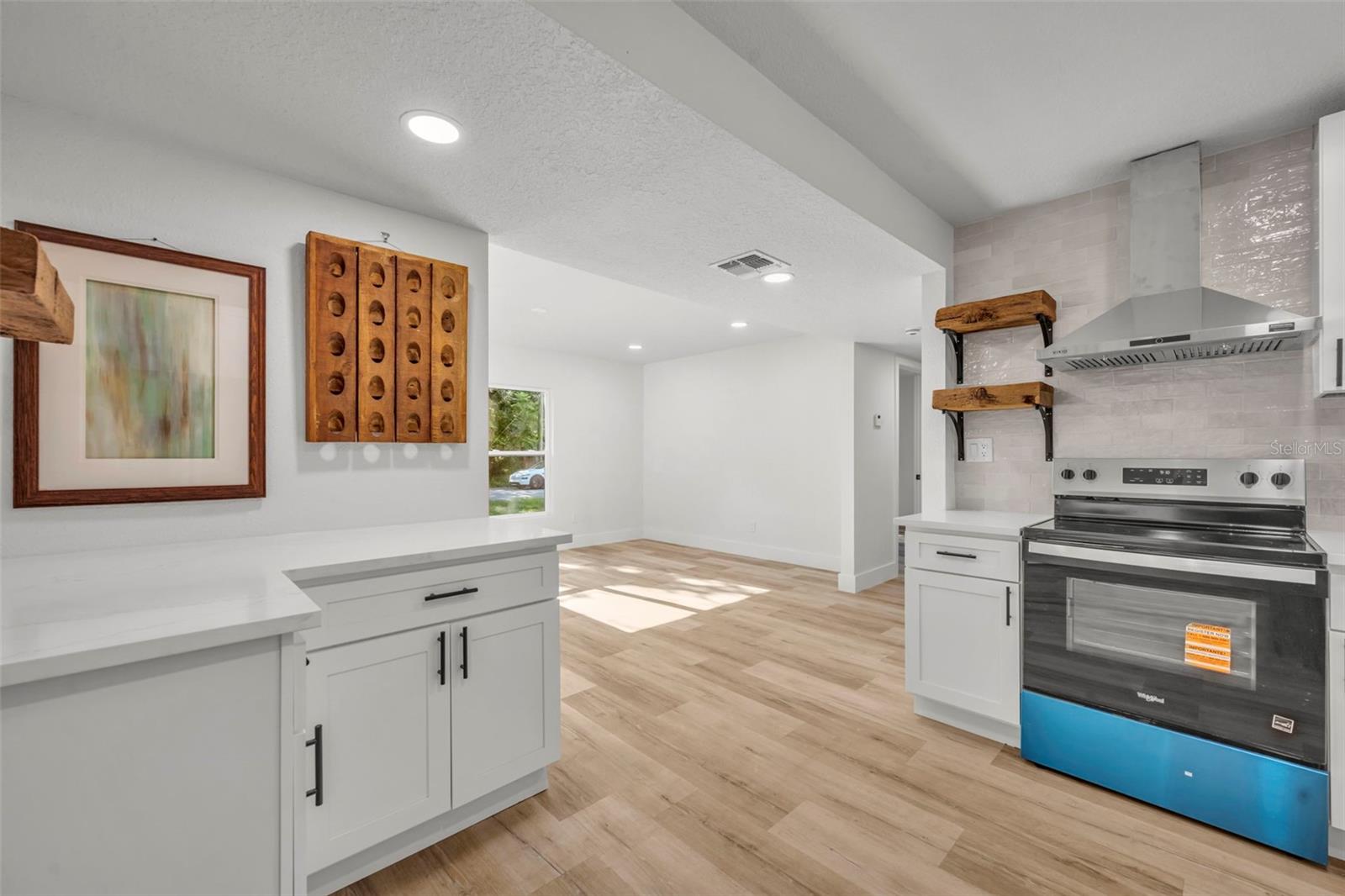 Image 11 of 28 For 2400 Orange Avenue