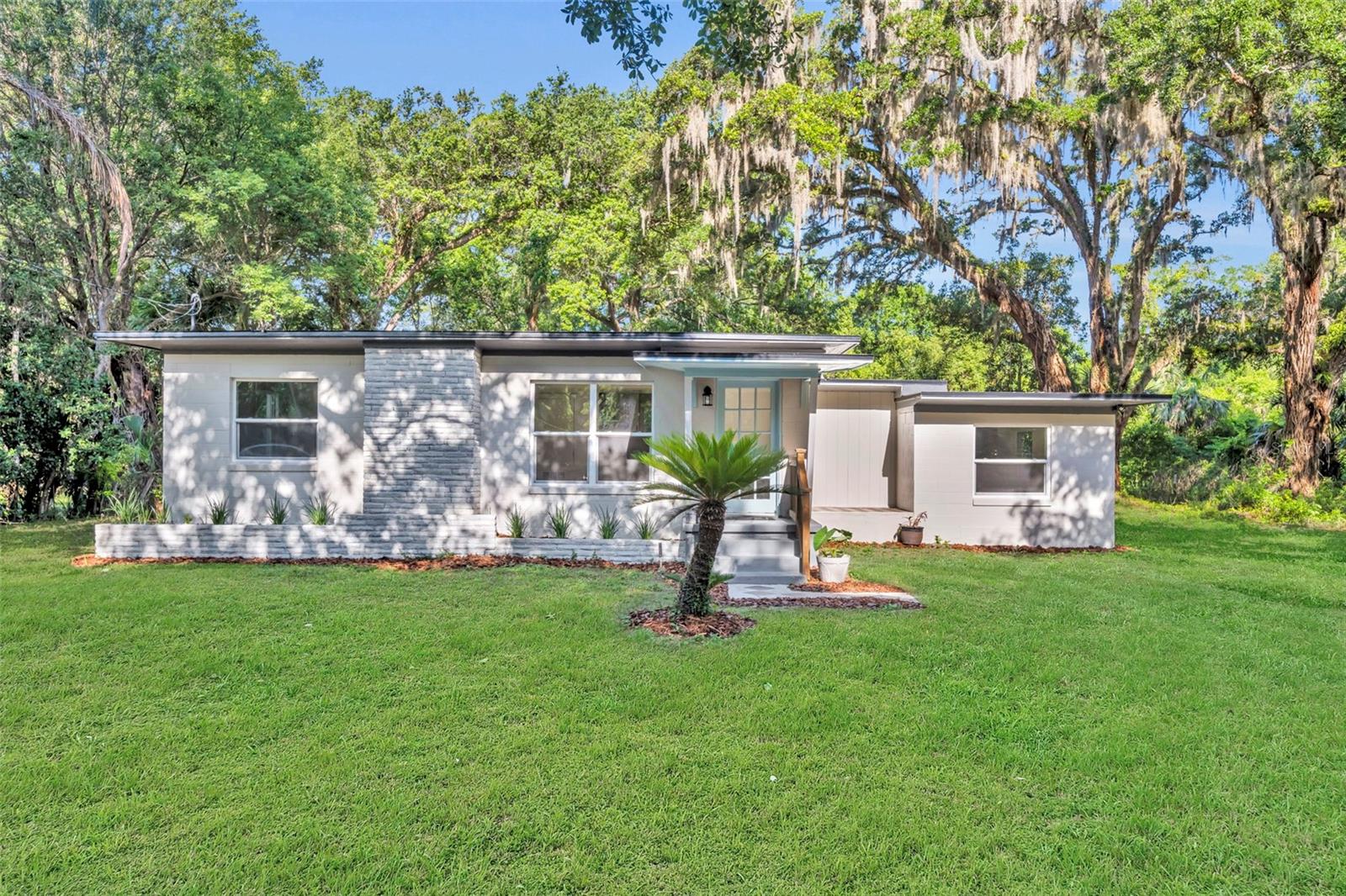 Image 3 of 28 For 2400 Orange Avenue