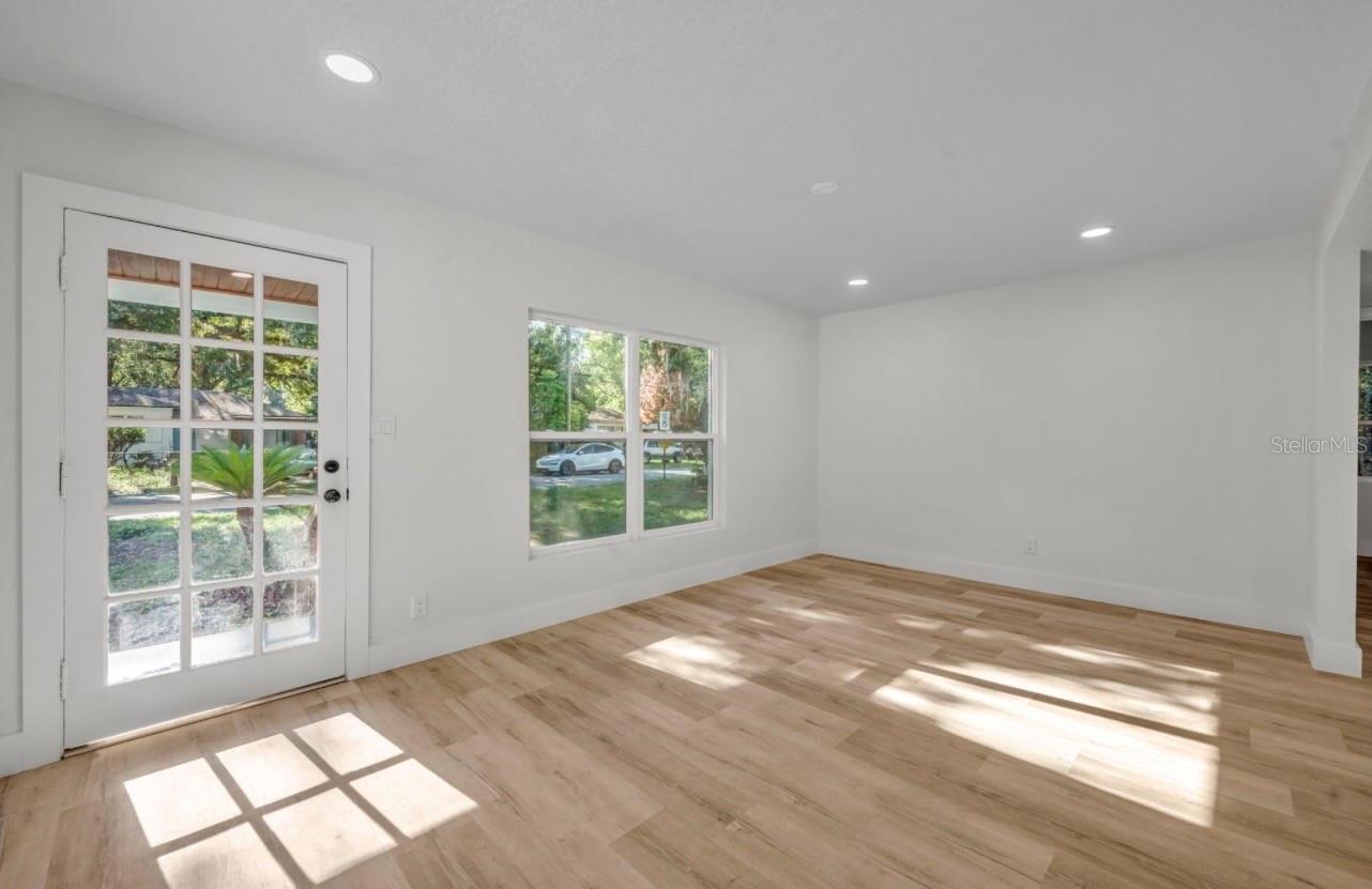 Image 6 of 28 For 2400 Orange Avenue