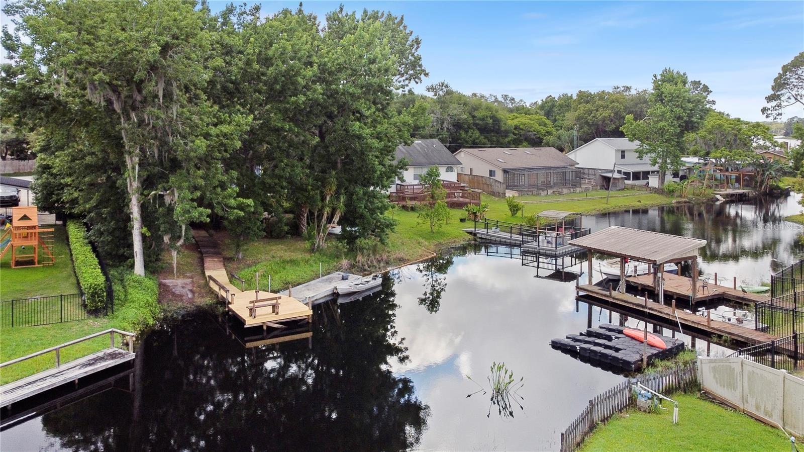 Image 10 of 49 For 240 Maureen Drive