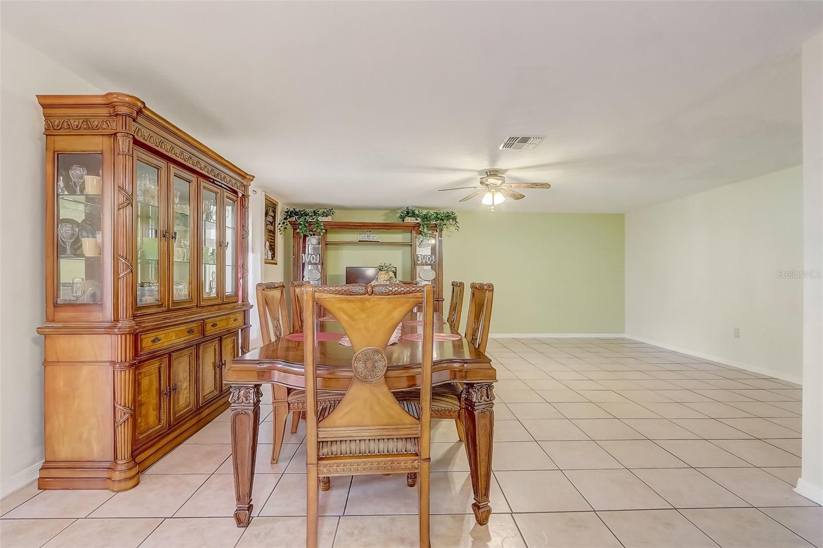 Image 11 of 51 For 2670 Palmetto Ridge Circle