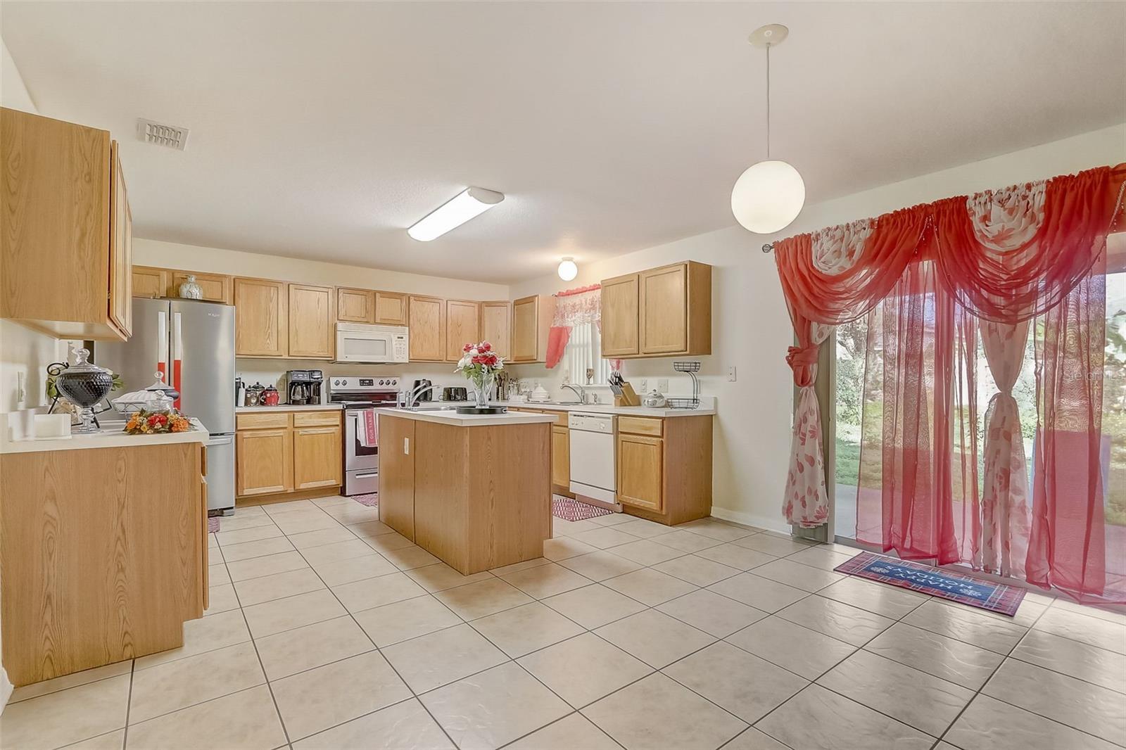 Image 15 of 51 For 2670 Palmetto Ridge Circle