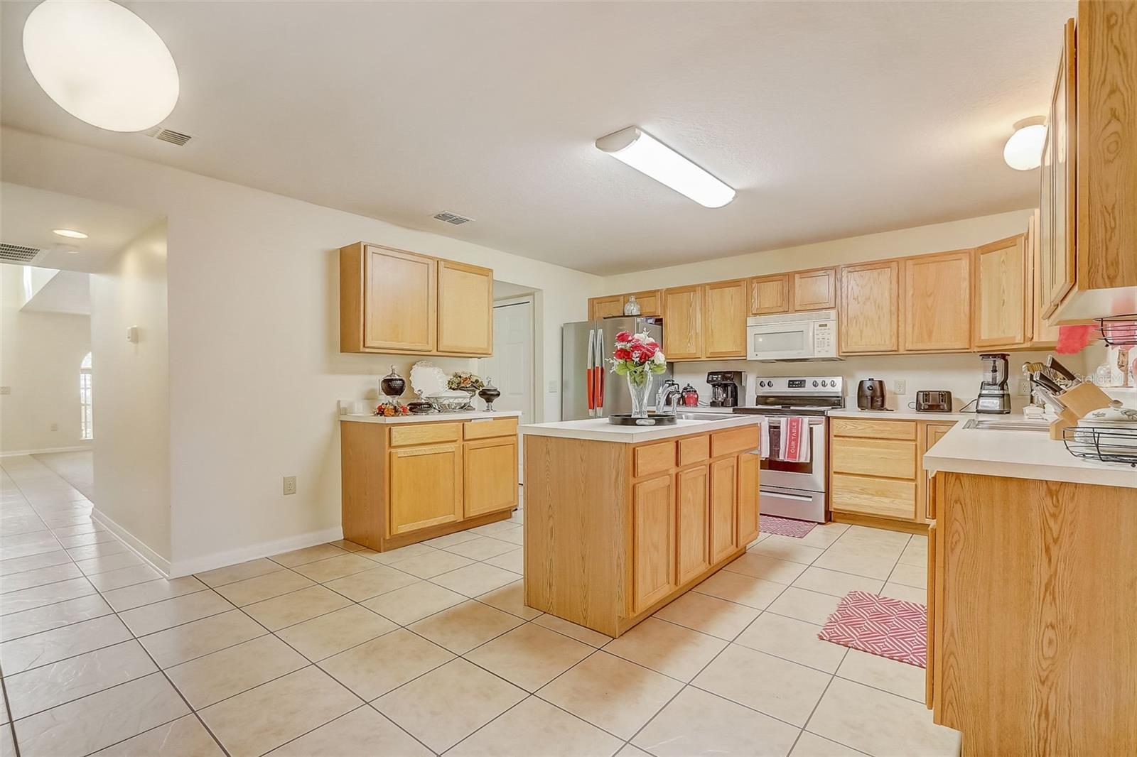 Image 17 of 51 For 2670 Palmetto Ridge Circle