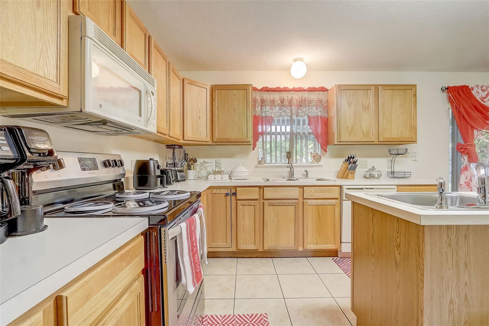 Image 20 of 51 For 2670 Palmetto Ridge Circle