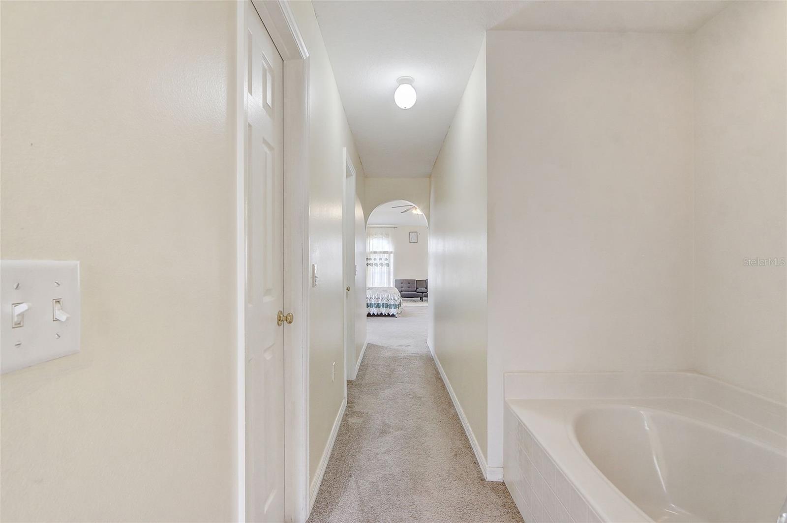 Image 31 of 51 For 2670 Palmetto Ridge Circle