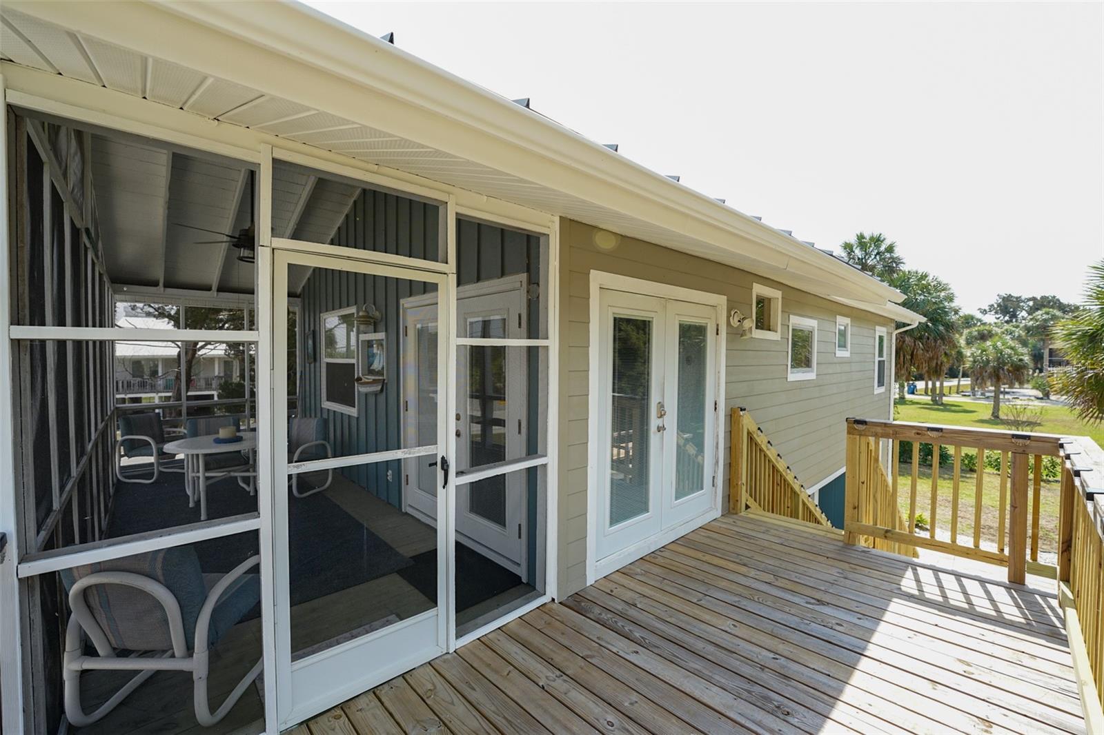 Listing photo id 17 for 3480 Harbor Drive