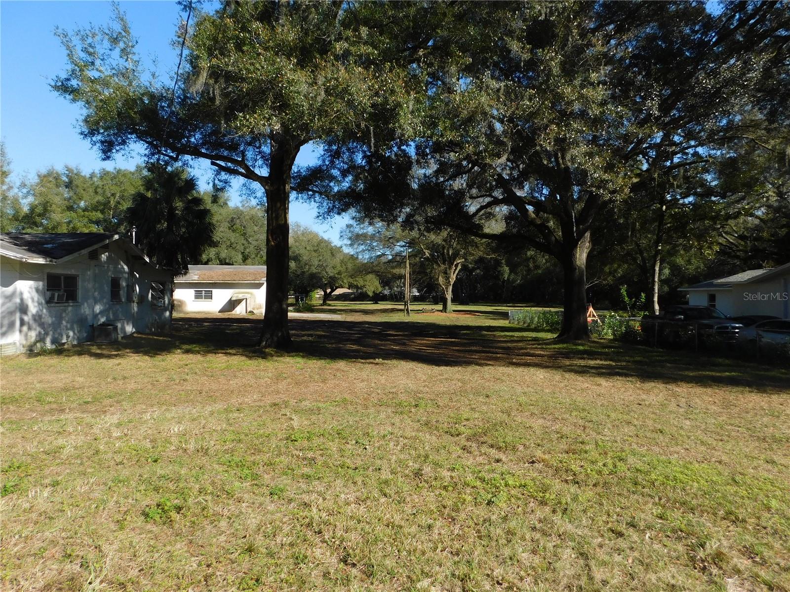 Listing photo id 15 for 6830 Wire Road