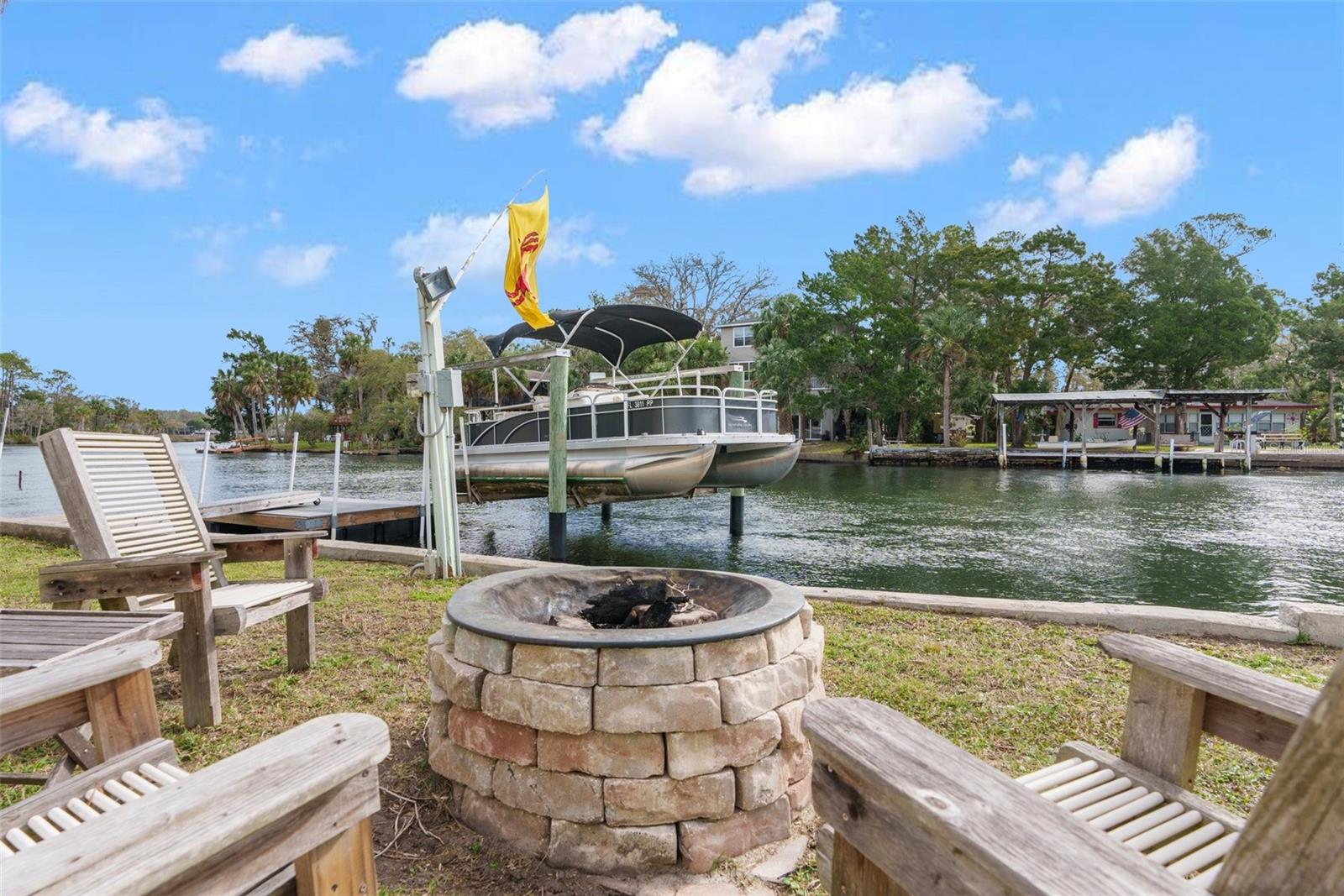 Listing photo id 1 for 8064 Marys Fish Camp Road