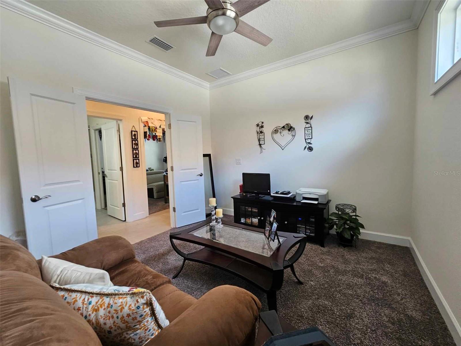 Listing photo id 28 for 3270 Francoa Drive