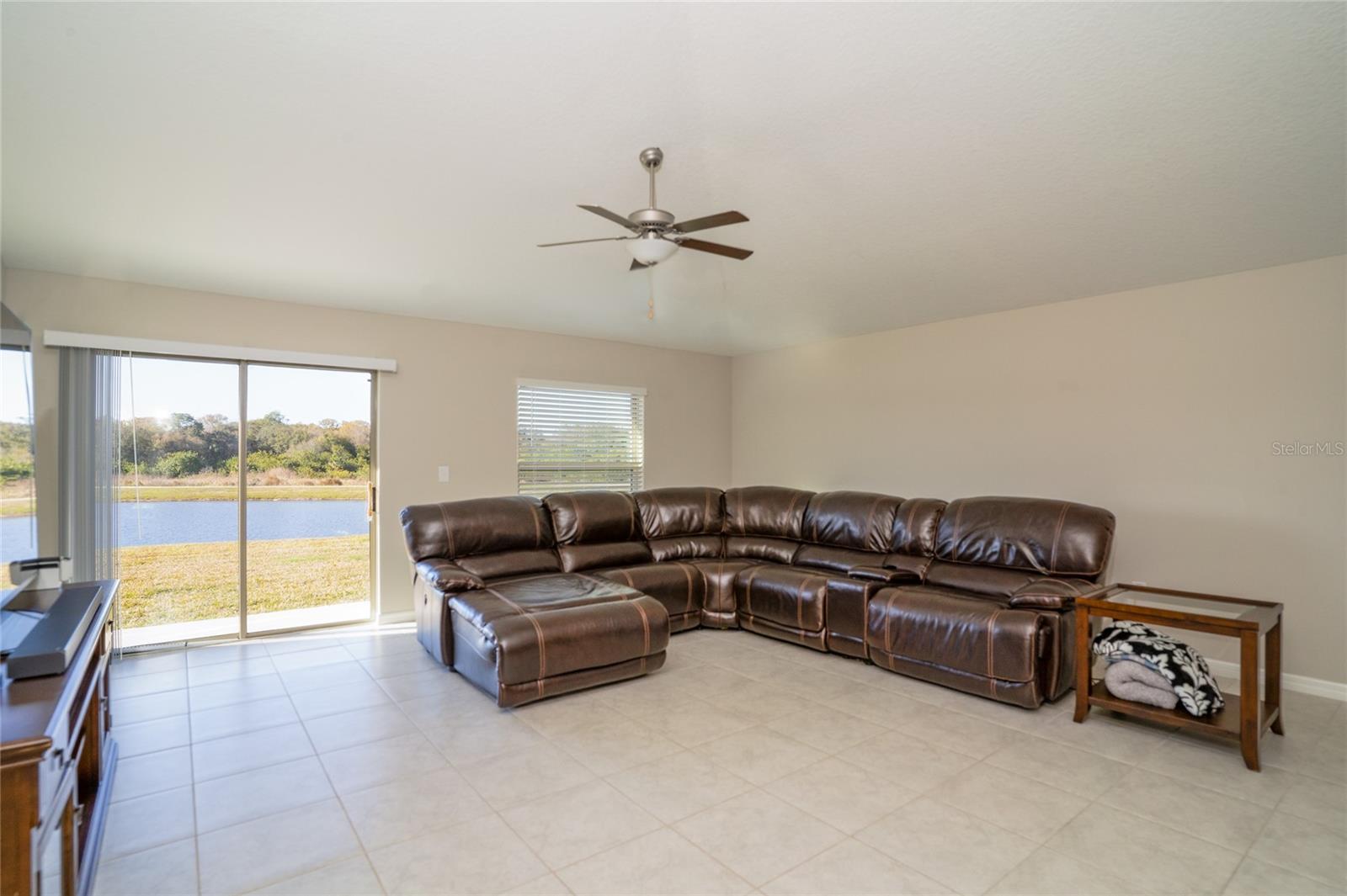 Listing photo id 27 for 9424 Channing Hill Drive