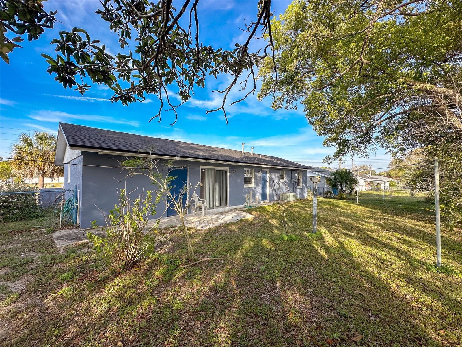 Listing photo id 9 for 12582 Elgin Boulevard