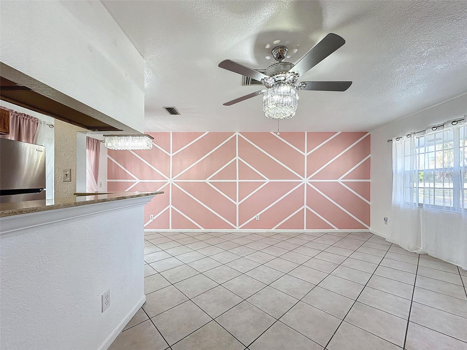 Listing photo id 18 for 12582 Elgin Boulevard