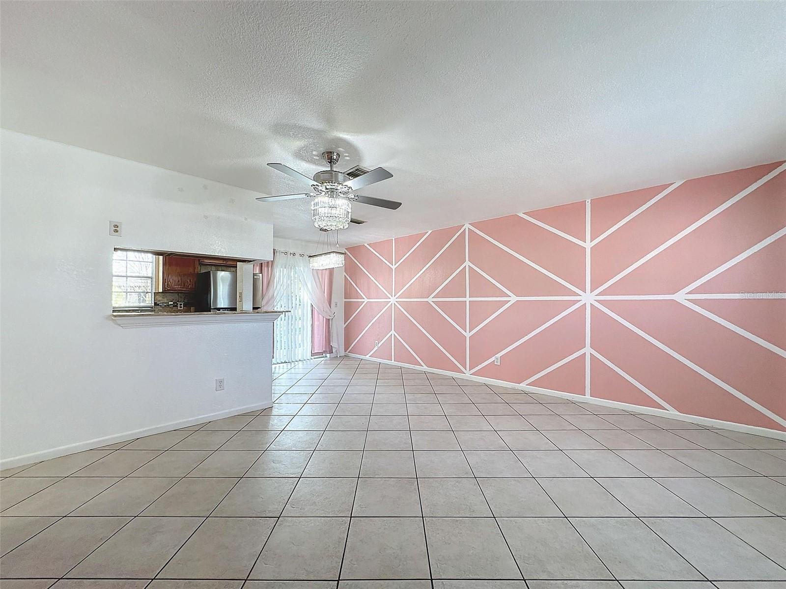Listing photo id 19 for 12582 Elgin Boulevard