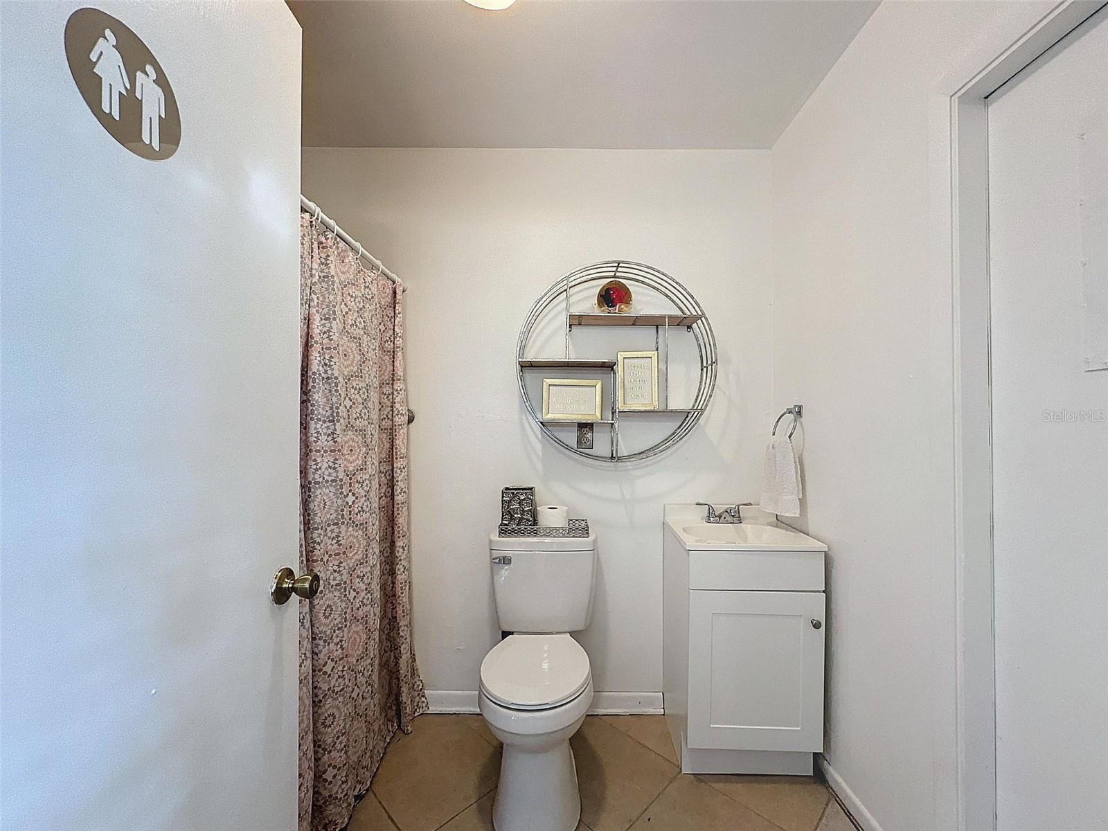 Listing photo id 27 for 12582 Elgin Boulevard