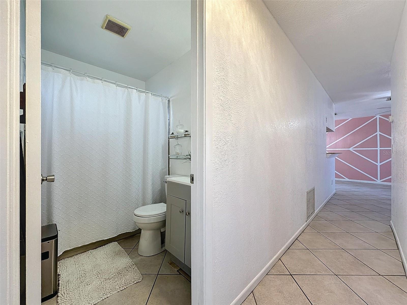 Listing photo id 29 for 12582 Elgin Boulevard