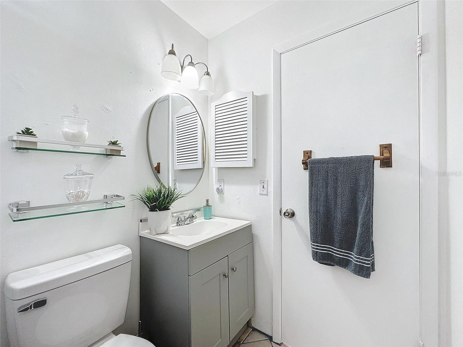 Listing photo id 31 for 12582 Elgin Boulevard