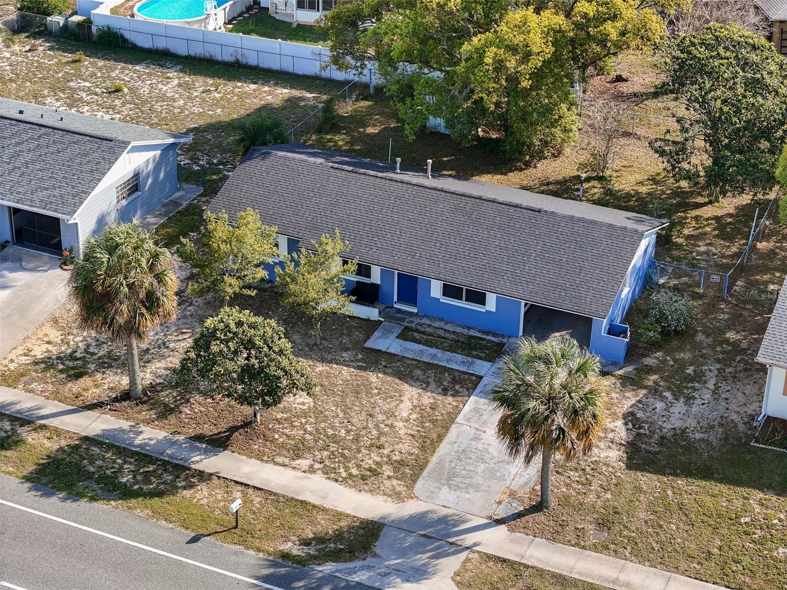 Listing photo id 3 for 12582 Elgin Boulevard