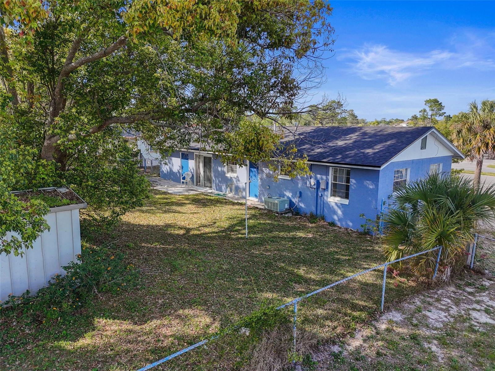 Listing photo id 5 for 12582 Elgin Boulevard