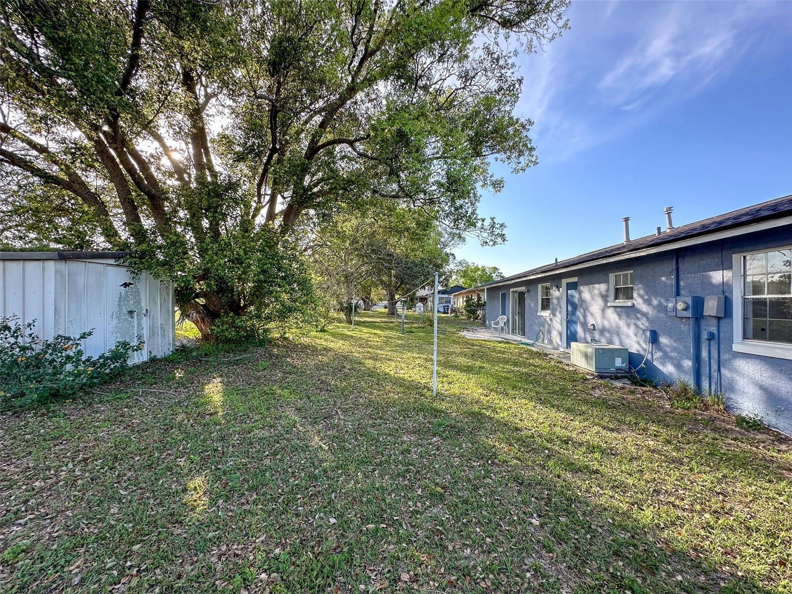 Listing photo id 7 for 12582 Elgin Boulevard