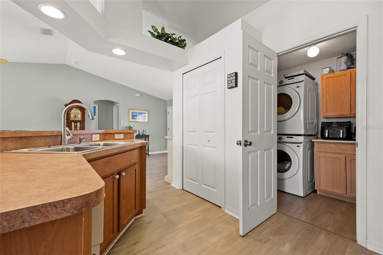 Image 19 of 46 For 62 Belvedere Lane